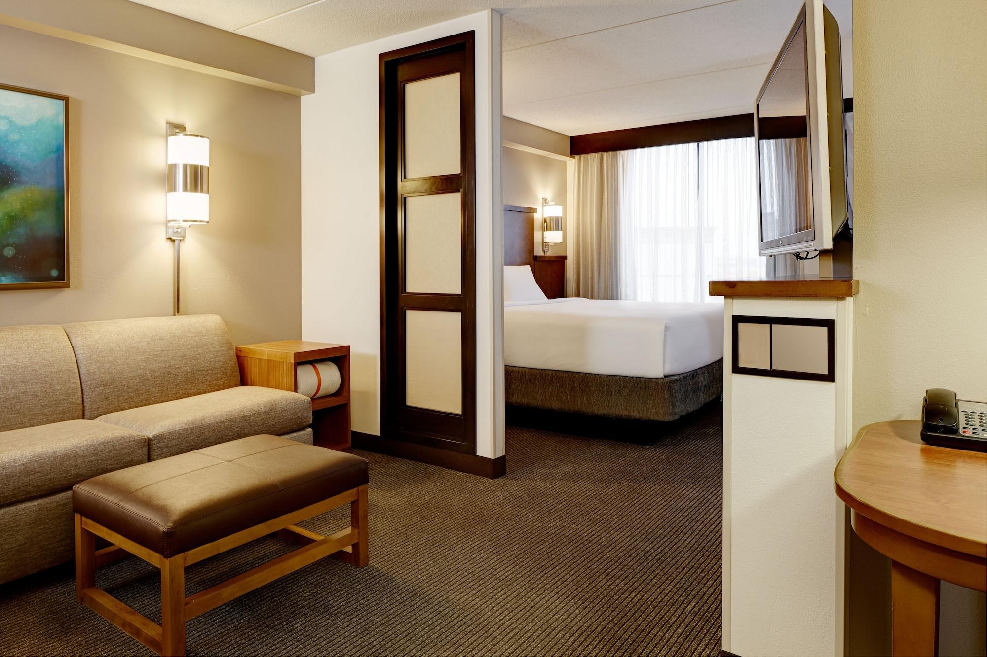 Hyatt Place Worth / Cityview Hotel 3*