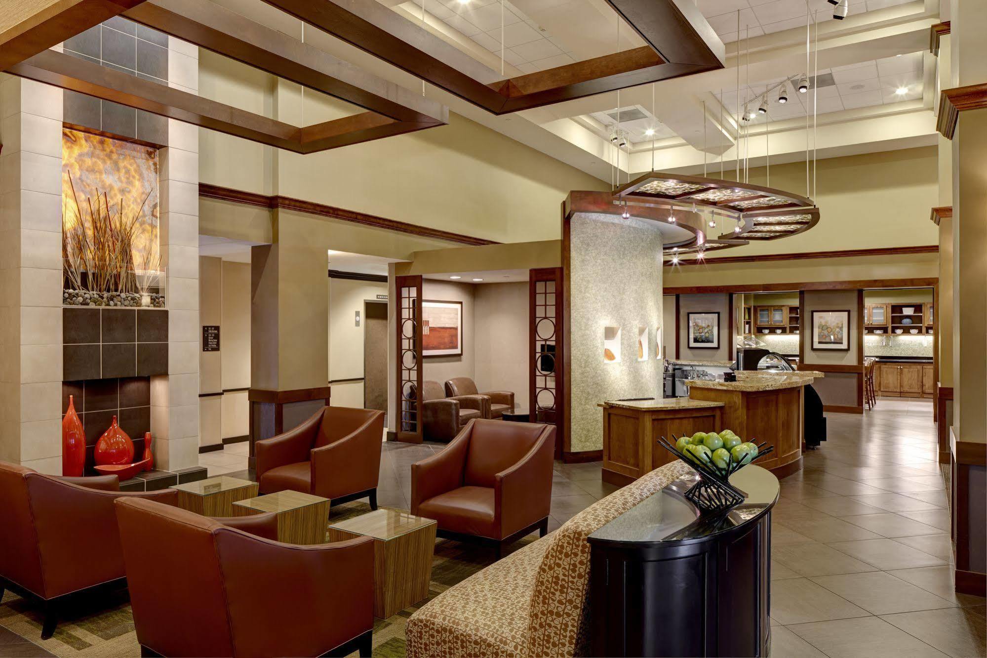 Hyatt Place Worth / Cityview Hotel